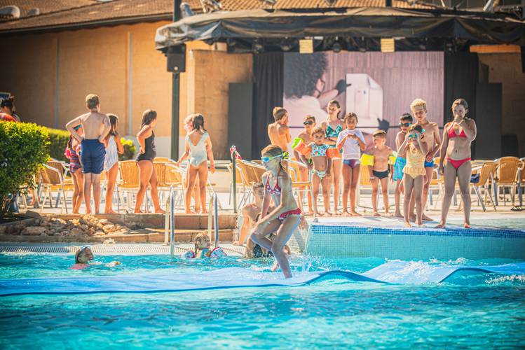 Swimming pool blau colònia sant jordi  Majorca