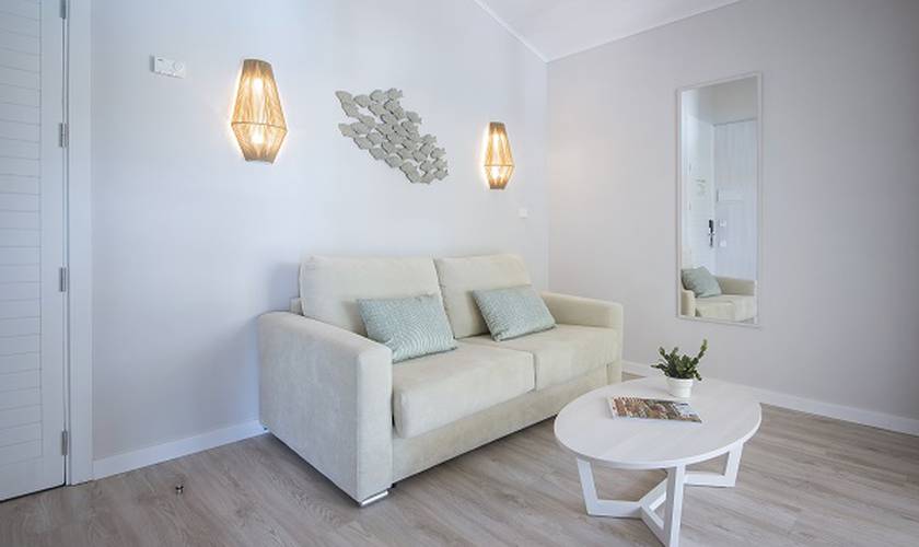 Suite con jardín con acceso al spa Blau Colonia Sant Jordi Mallorca Suite con jardín con acceso al spa Blau Colonia Sant Jordi Mallorca