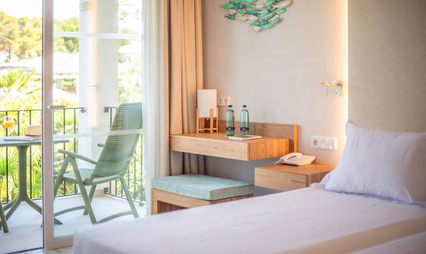 Superior double room blau colònia sant jordi Majorca Superior double room blau colònia sant jordi Majorca