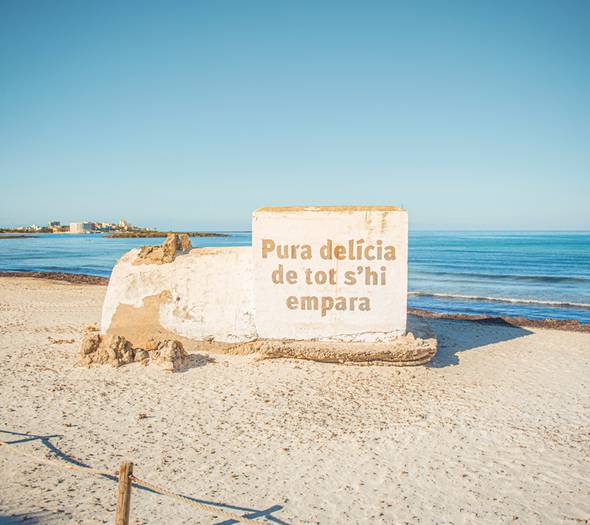 Transfer to the beach. blau colònia sant jordi  Majorca