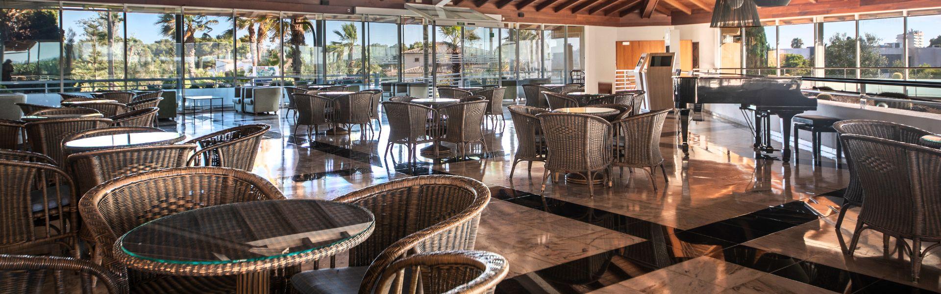 Lobby bar Blau Colonia Sant Jordi  Mallorca Lobby bar Blau Colonia Sant Jordi  Mallorca